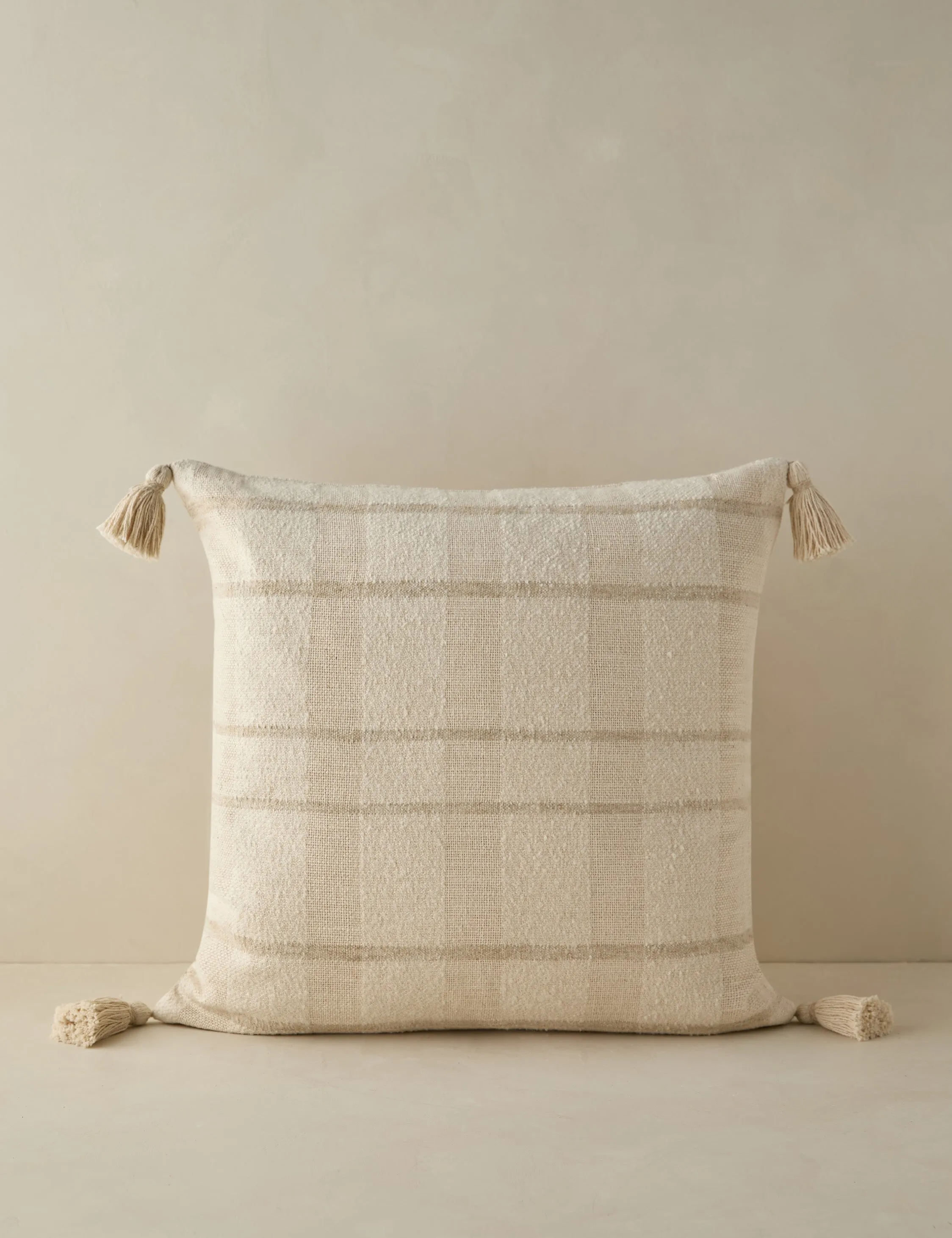 Alira Pillow