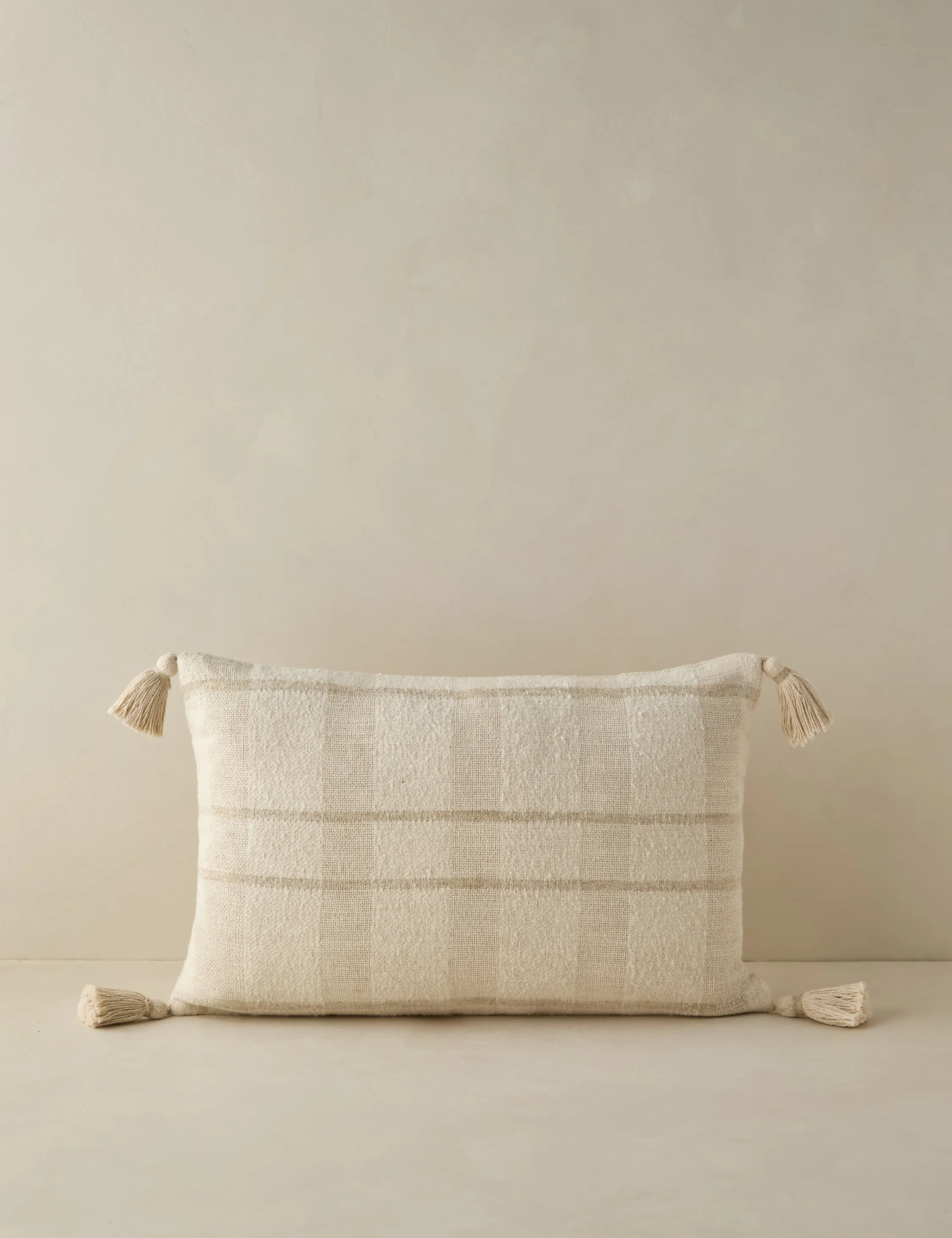 Alira Pillow