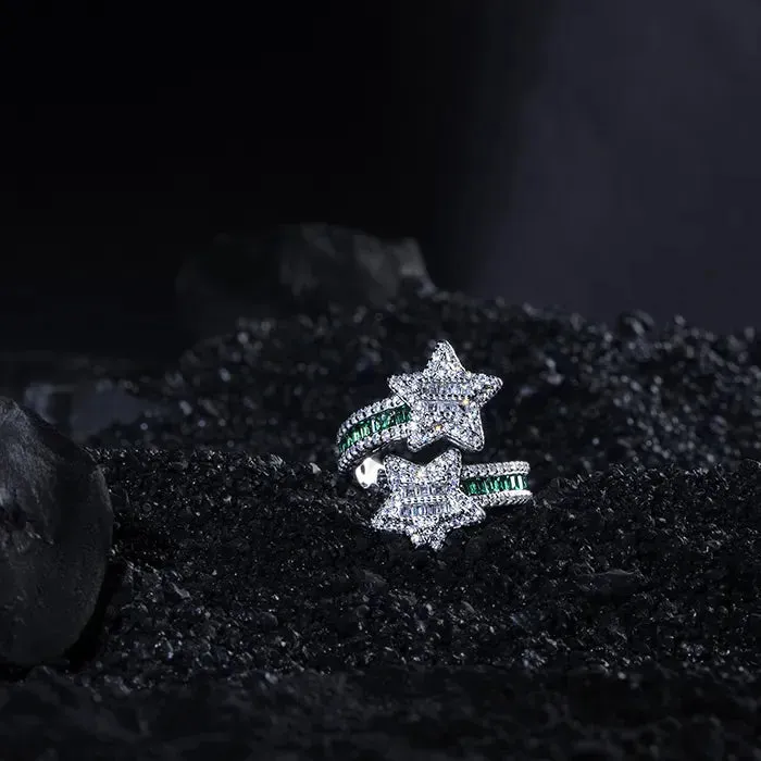 Emerald Toi et Moi Ring