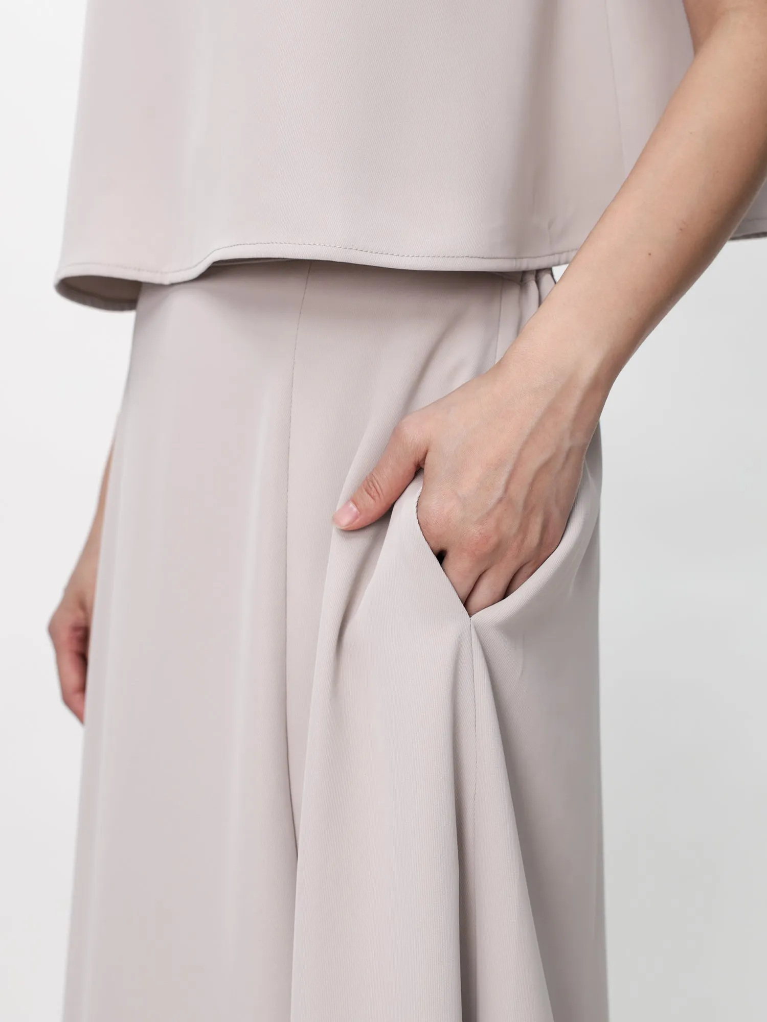 Ines Clean Flowy Dress Set