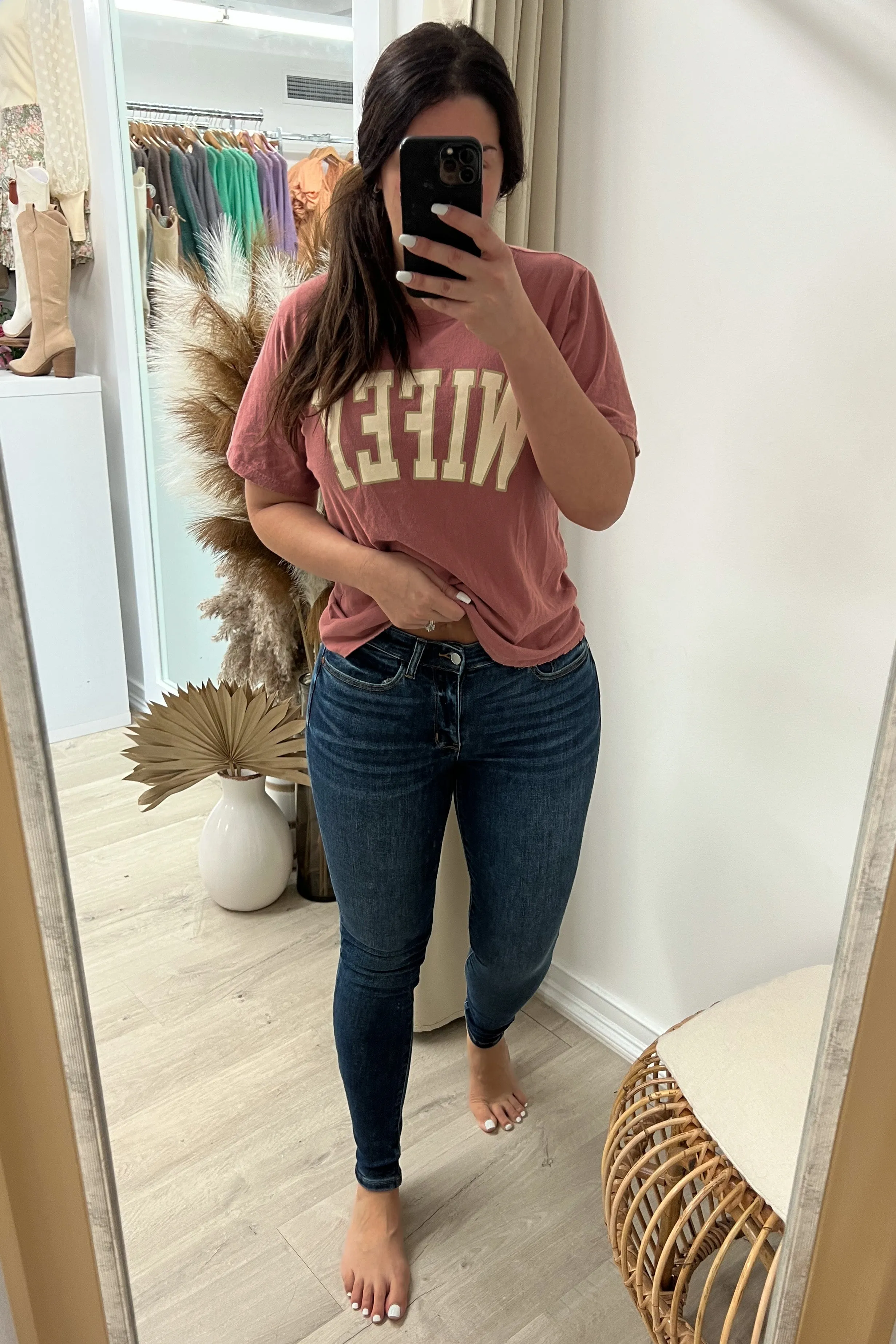 Kendra Skinny Jeans