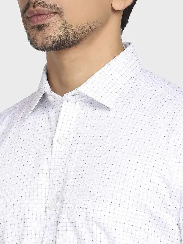 Men White Tailored Fit Checks Cotton Full Sleeve Shirts
