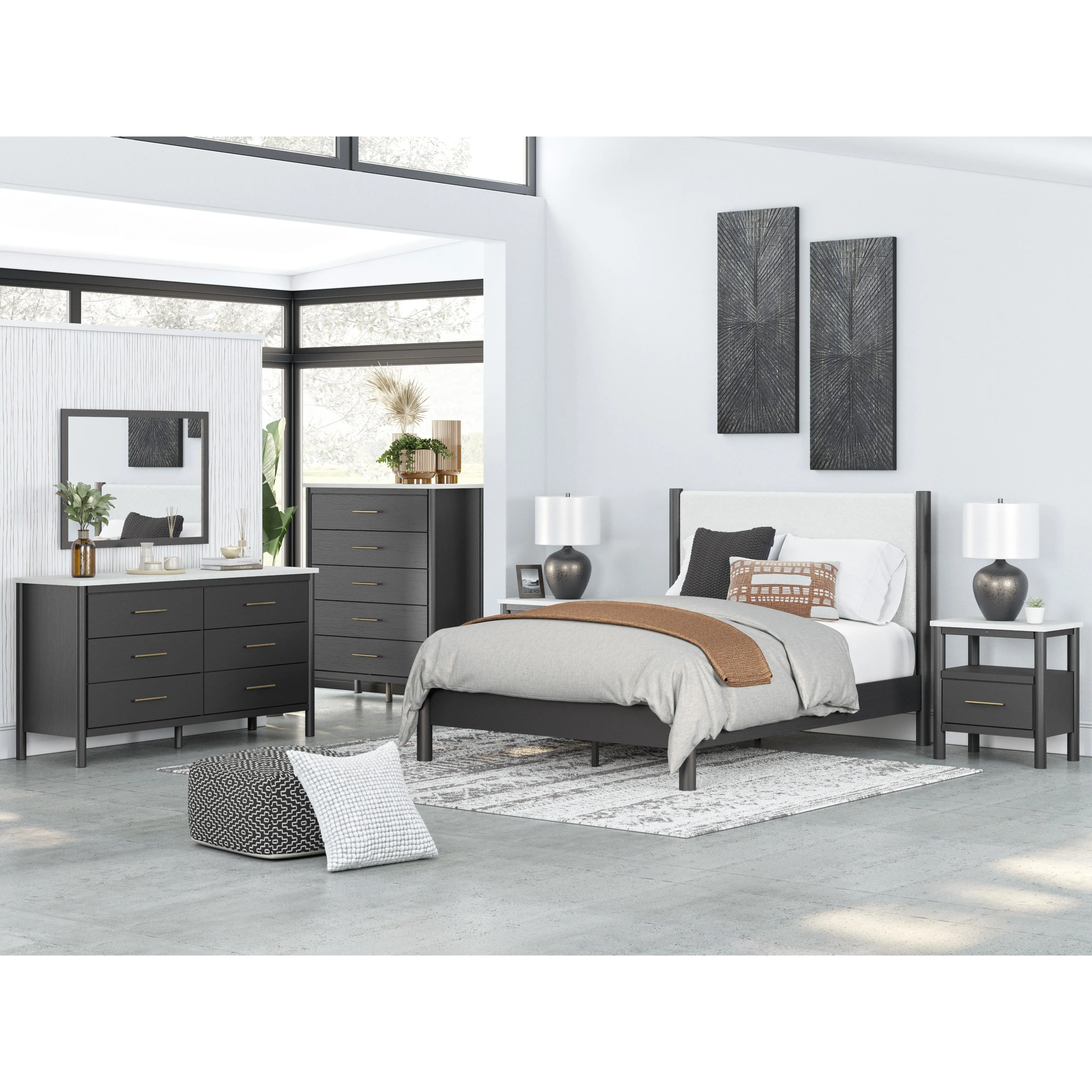 Signature Design by Ashley Cadmori 5-Drawer Chest B2616-345