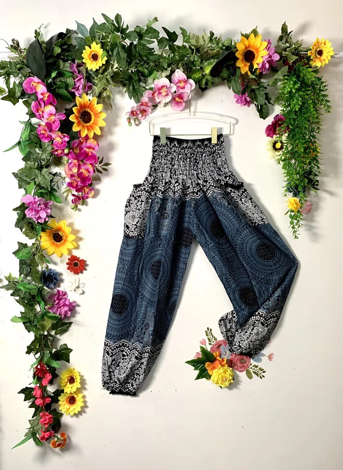 Thai Aladdin Pants