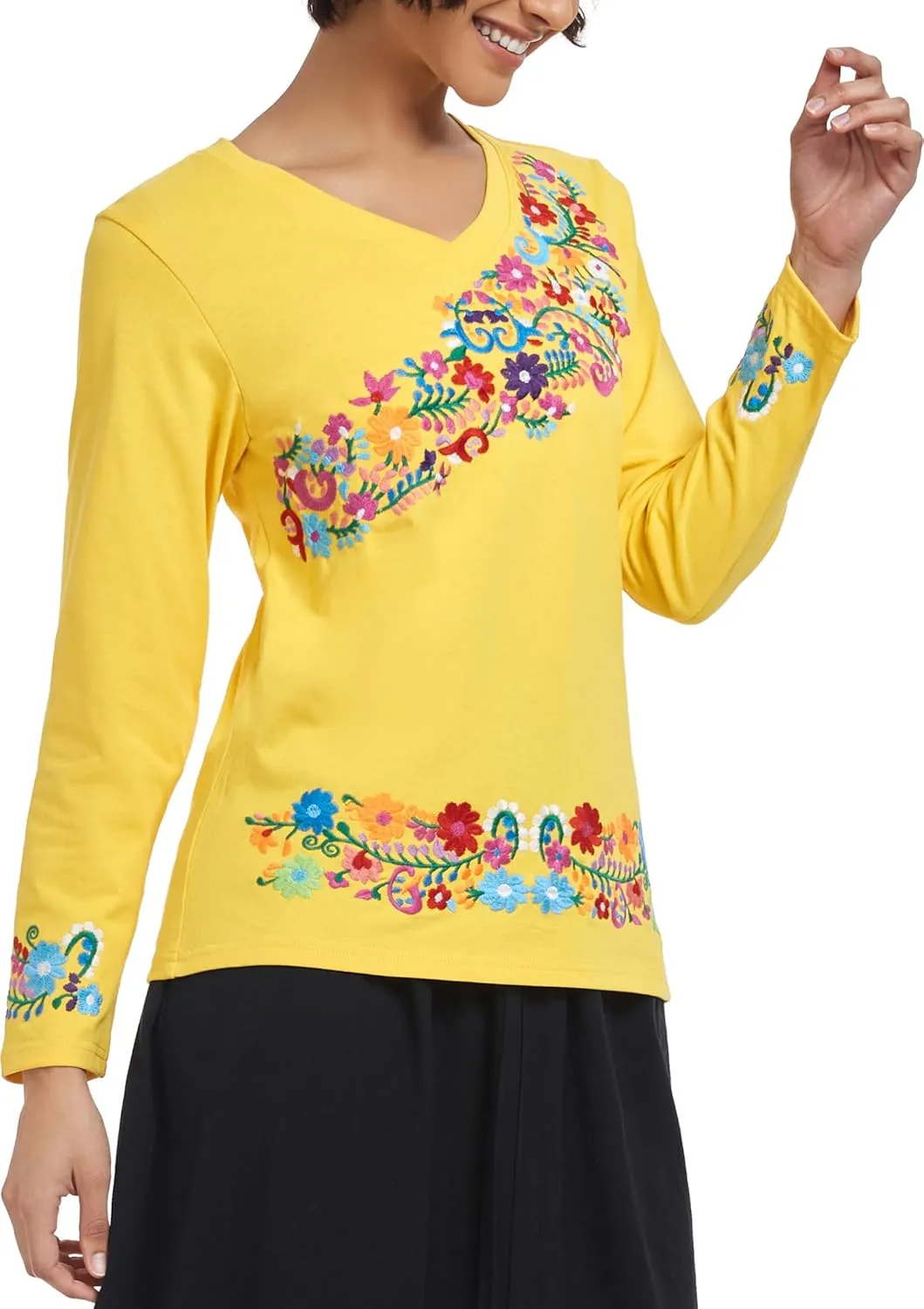 YZXDORWJ Mexican Long Sleeve Shirts for Women Peasant Embroidered Blouse Floral Traditional T-Shirt Boho Tee